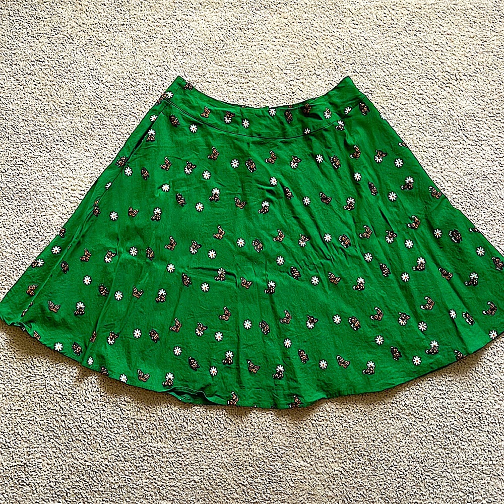 Unique Vintage 2X  Green Butterfly and Daisy Skirt with Pockets
